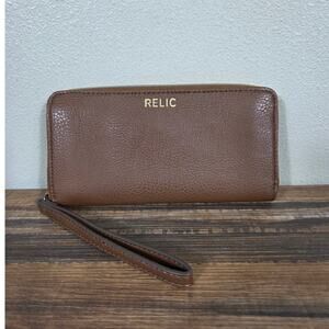 Relic Brown Pebbled Faux Leather Zip Around Wallet Wristlet